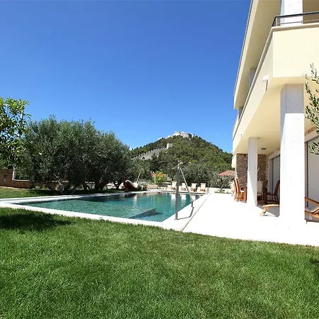 Fora Hvar Apartment *