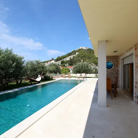 Fora Hvar