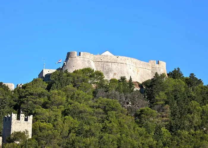 아파트 Fora Hvar